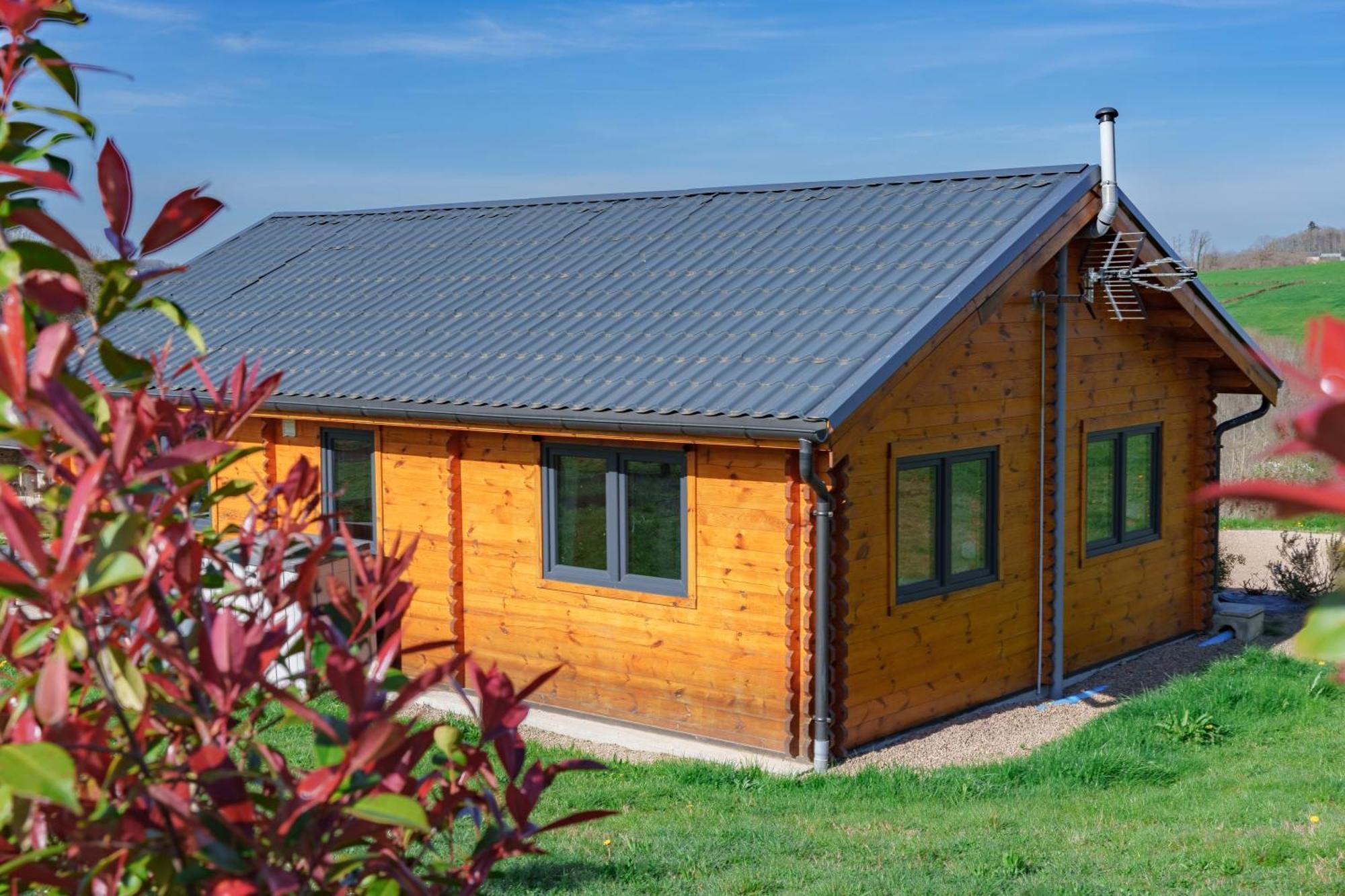 Le Chalet Du Crescent Saint-Germain-des-Champs Екстер'єр фото